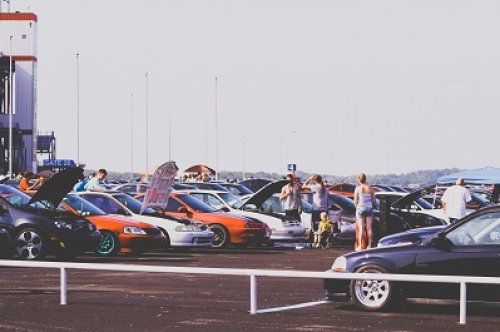 Buying a Used Car: Red Flags and Common Dealer Scams