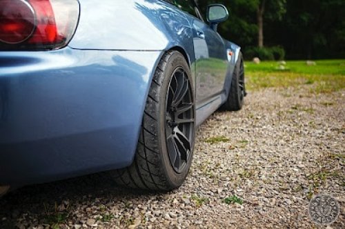 What does 400AA in tires mean?